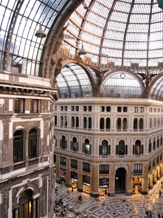 Domus Sibyllina, Galleria Umberto I Nápoly Kültér fotó